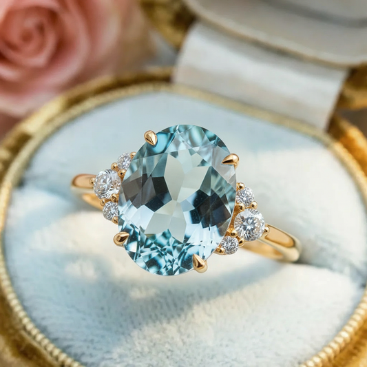 Luna‘s Deep | 2CT Oval Blue Solitaire Ring