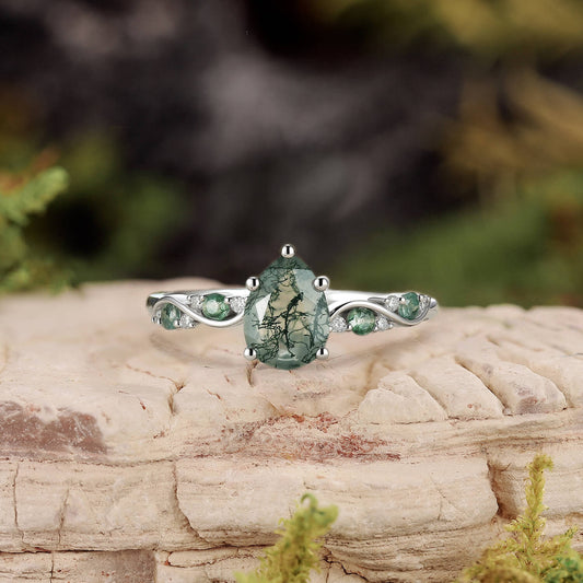 Nature Pear Cut Moss Agate Vine Engagement Ring