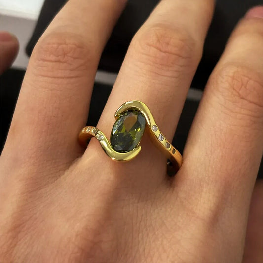 Oval Cut Vintage Style Green Gemstone Ring