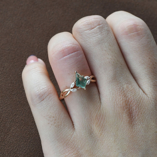 Minimalist Kite Cut Moss Agate Infinity Engagement Ring