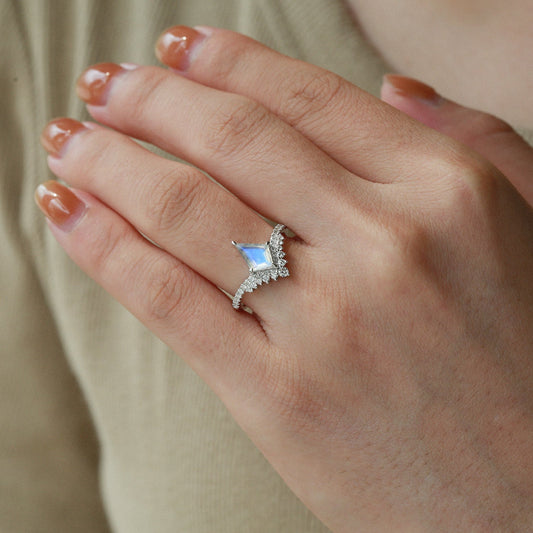 Nature Inspired Kite Cut Moss Agate Cluster Engagement Ring