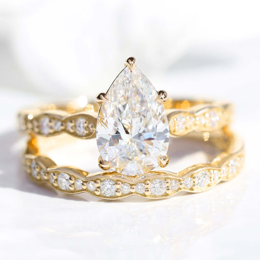 Lyra's Spark | 2CT Classic Pear Diamond Bridal Set 2pcs