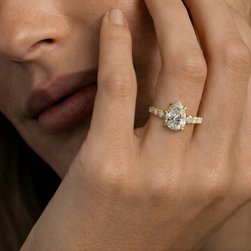 Aurora‘s Whisper | 2CT Pear Cut Moissanite Eternity Ring
