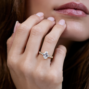 Lyra’s Lumina | 2CT Oval Cut Moissanite Ring