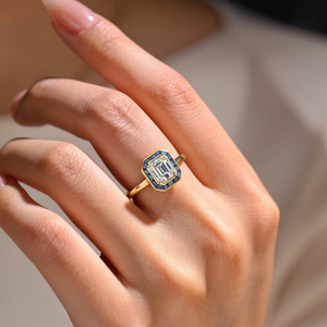 Iris‘s Breeze | 1CT Emerald Cut Halo Moissanite Ring