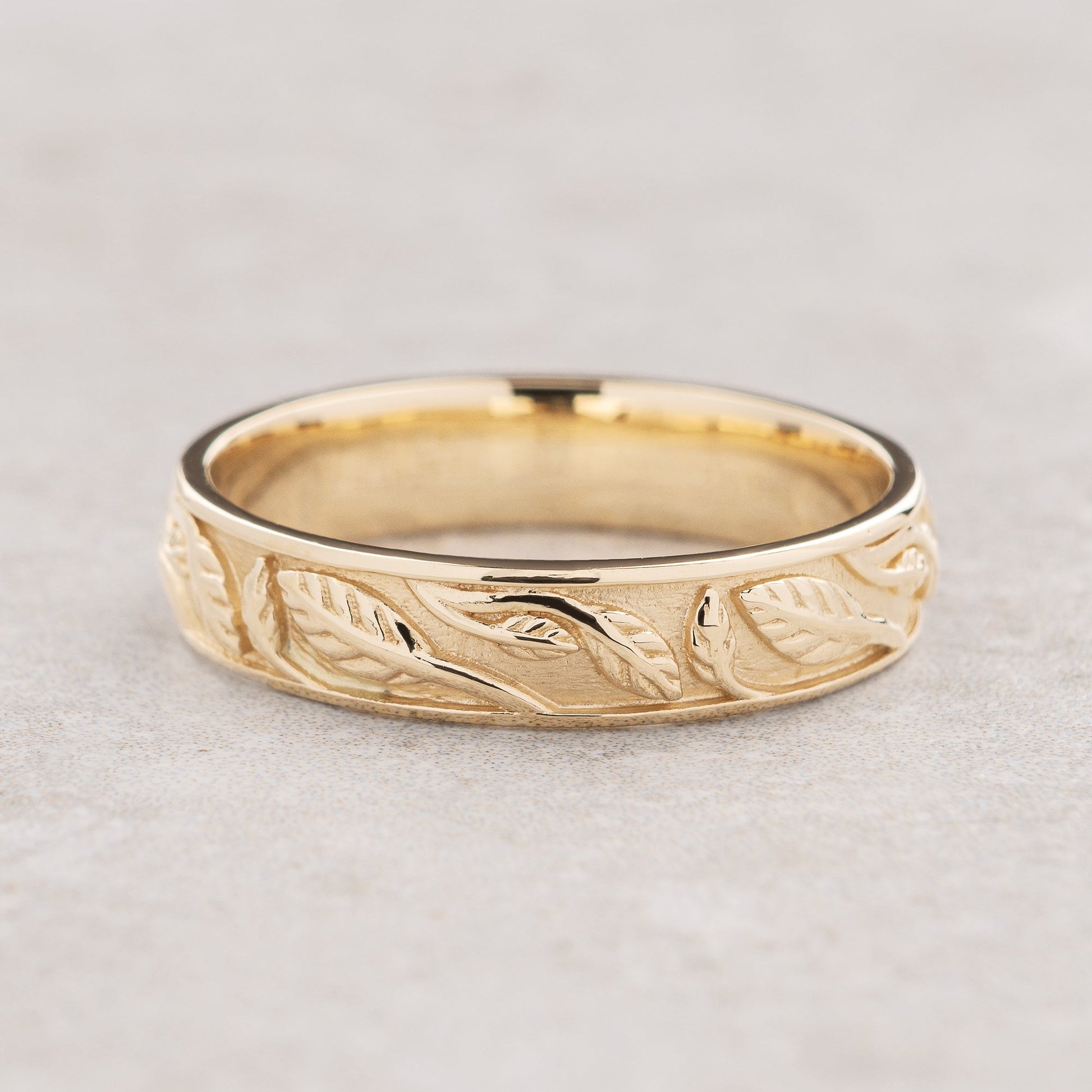 The Patrician Leaf | A Classical & Moderate Vine Band