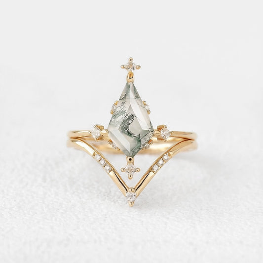 Nature Inspired Kite Cut Moss Agate Engagement Ring Set