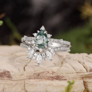 Unique Pear Cut Moss Agate Cluster Engagement Ring Set