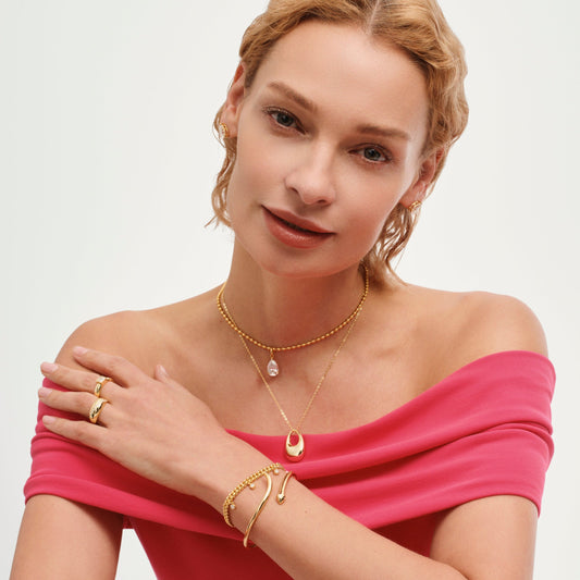 Teardrop Gold Pendant Necklace - Stellaradorn
