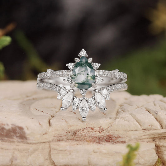Unique Pear Cut Moss Agate Cluster Engagement Ring Set