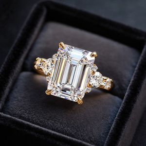 The Bella Emerald: A 3-Carat Moissanite Statement Ring