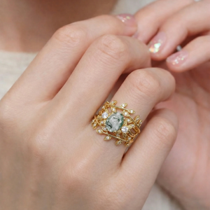 Léonie Oval Cut Moss Agate Leafy Gold Couple Ring Set