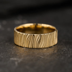 The Organic Grain Wide | Hand-Carved Wood Texture Wedding Band