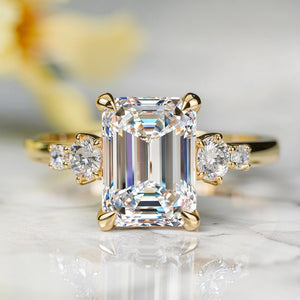 Victoria‘s Luster| Emerald Cut Moissanite Ring