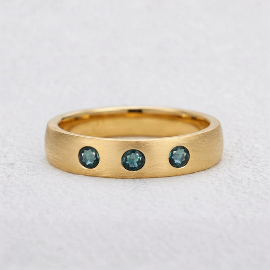 Shadow Peak | Round Lab-Grown Teal Sapphire Wedding Band