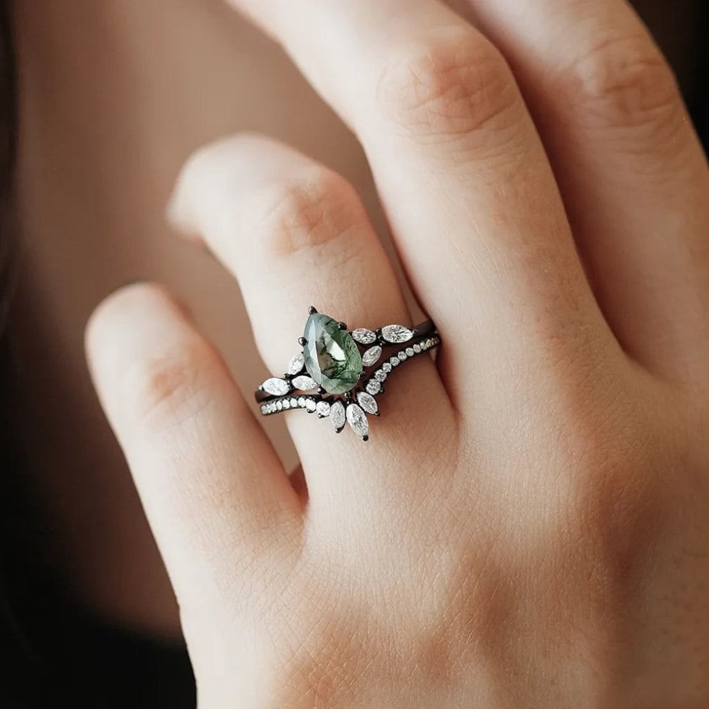 Juliet’s Grove | Pear Moss Agate Engagement Ring Set 2pcs
