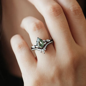 Juliet’s Grove | Pear Moss Agate Engagement Ring Set 2pcs