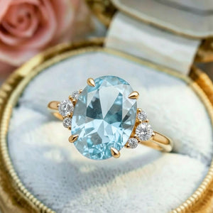 Luna‘s Deep | 2CT Oval Blue Solitaire Ring