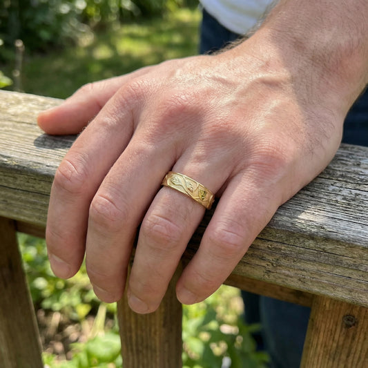 Apollo’s Laurel | Men’s Wedding Band
