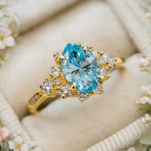 Aria‘s Bay | Marquise Cut Blue Halo Ring