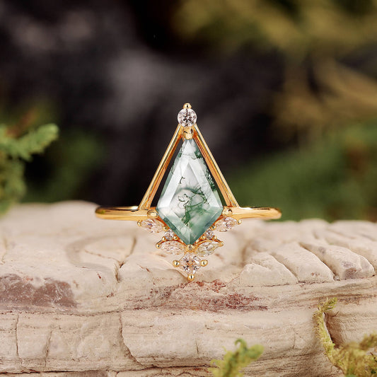 Unique Kite Cut Moss Agate Engagement Ring Set