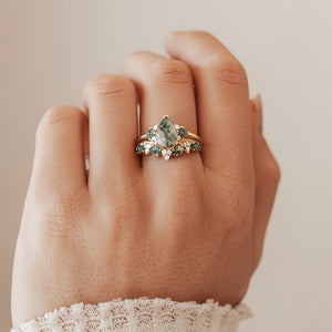 Nature Pear Cut Moss Agate Vine Engagement Ring Set