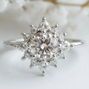 Astra Memoria | Lab Grown Diamond Halo Engagement Ring