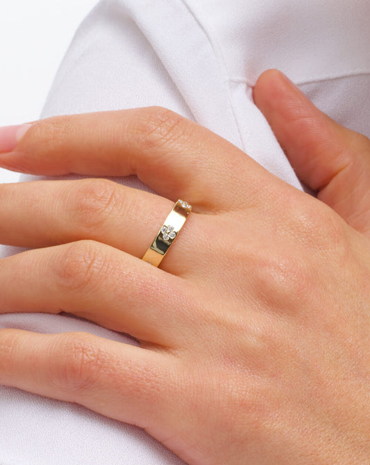 Minimalist Clover Gold Diamond Stacking Band Ring