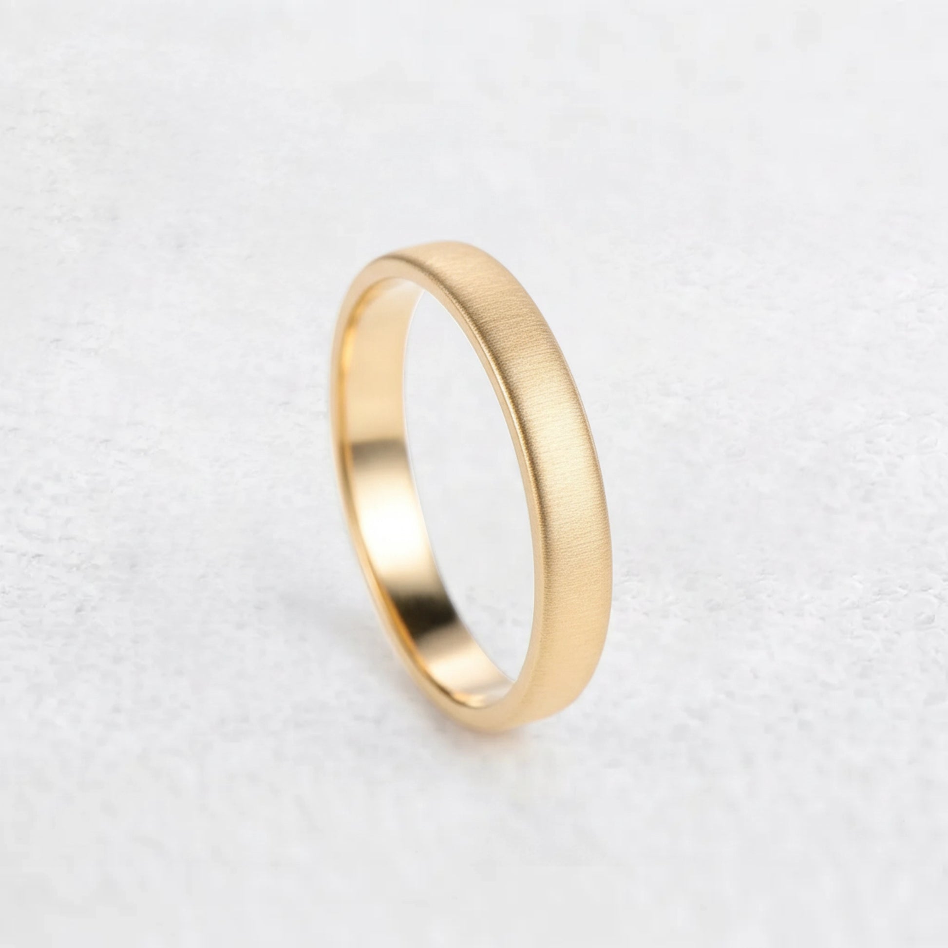 The Seamless Silhouette | Brushed Men's Wedding Band