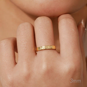 Hammered Forge | Metallic Grain Wedding Band