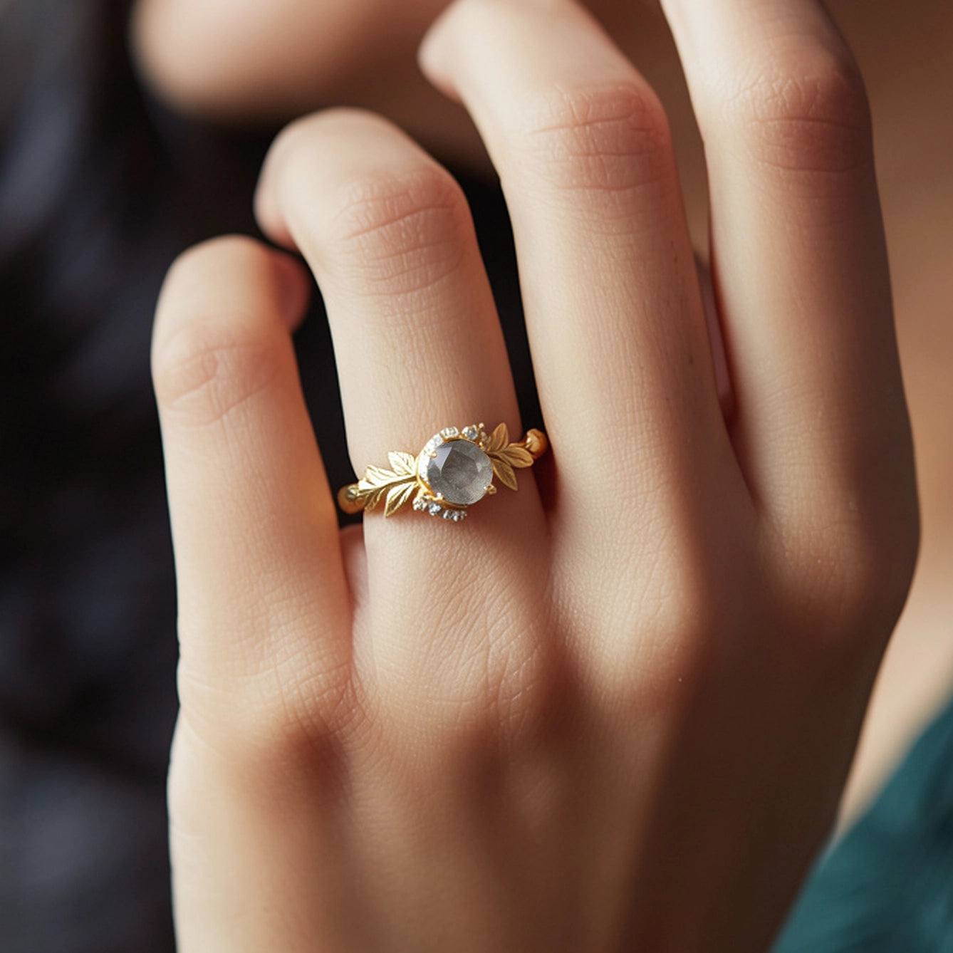 Stardust | Salt & Pepper Diamond Ring