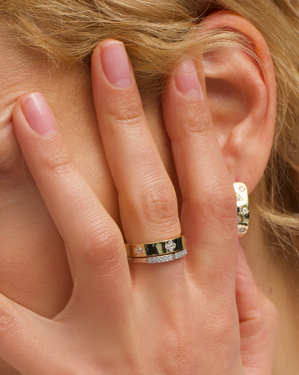 Minimalist Clover Gold Diamond Stacking Band Ring