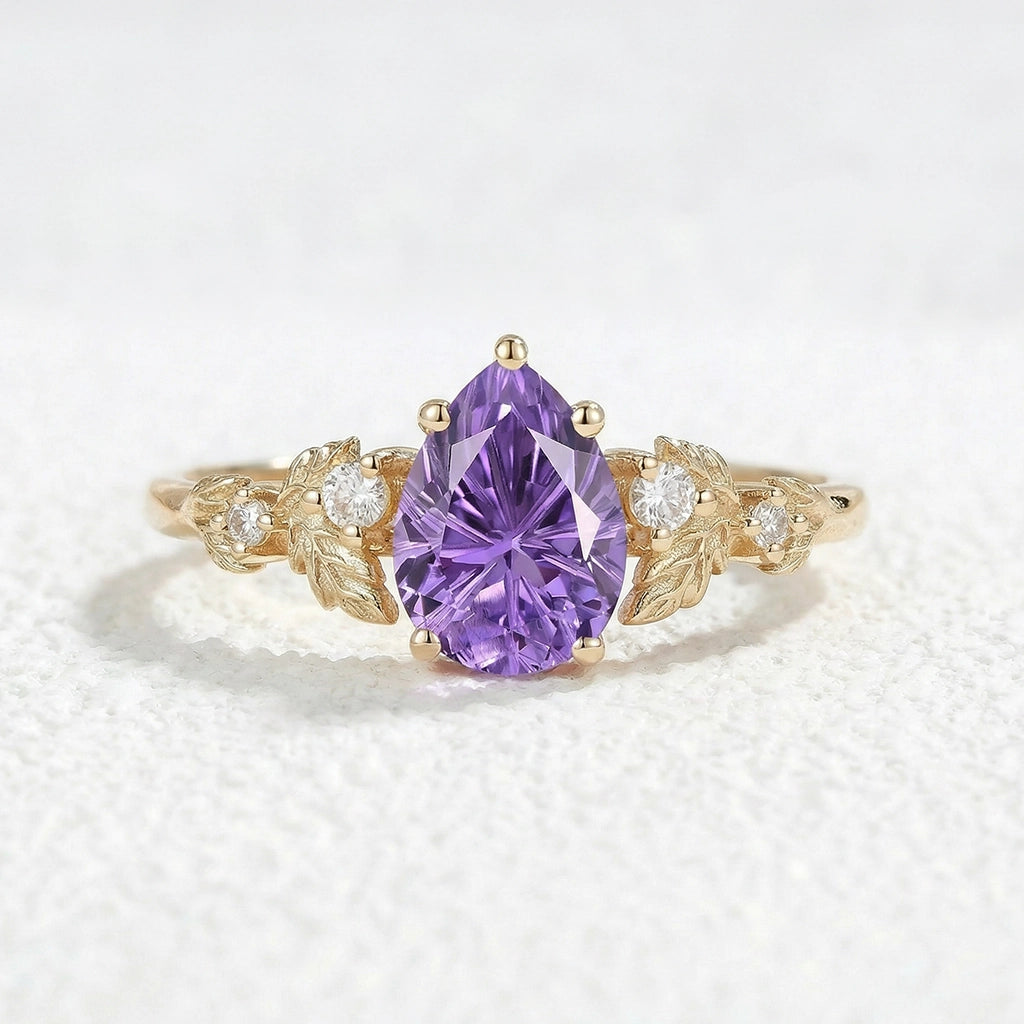 Daisy Promise｜Pear Shaped Purple Sapphire Engagement Ring