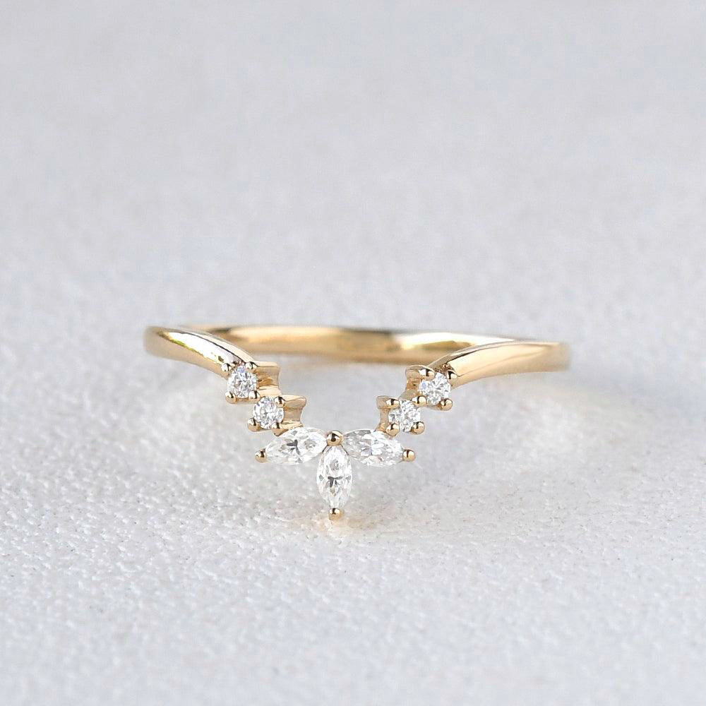 Marquise Shaped Curved Moissanite Gold Wedding Band