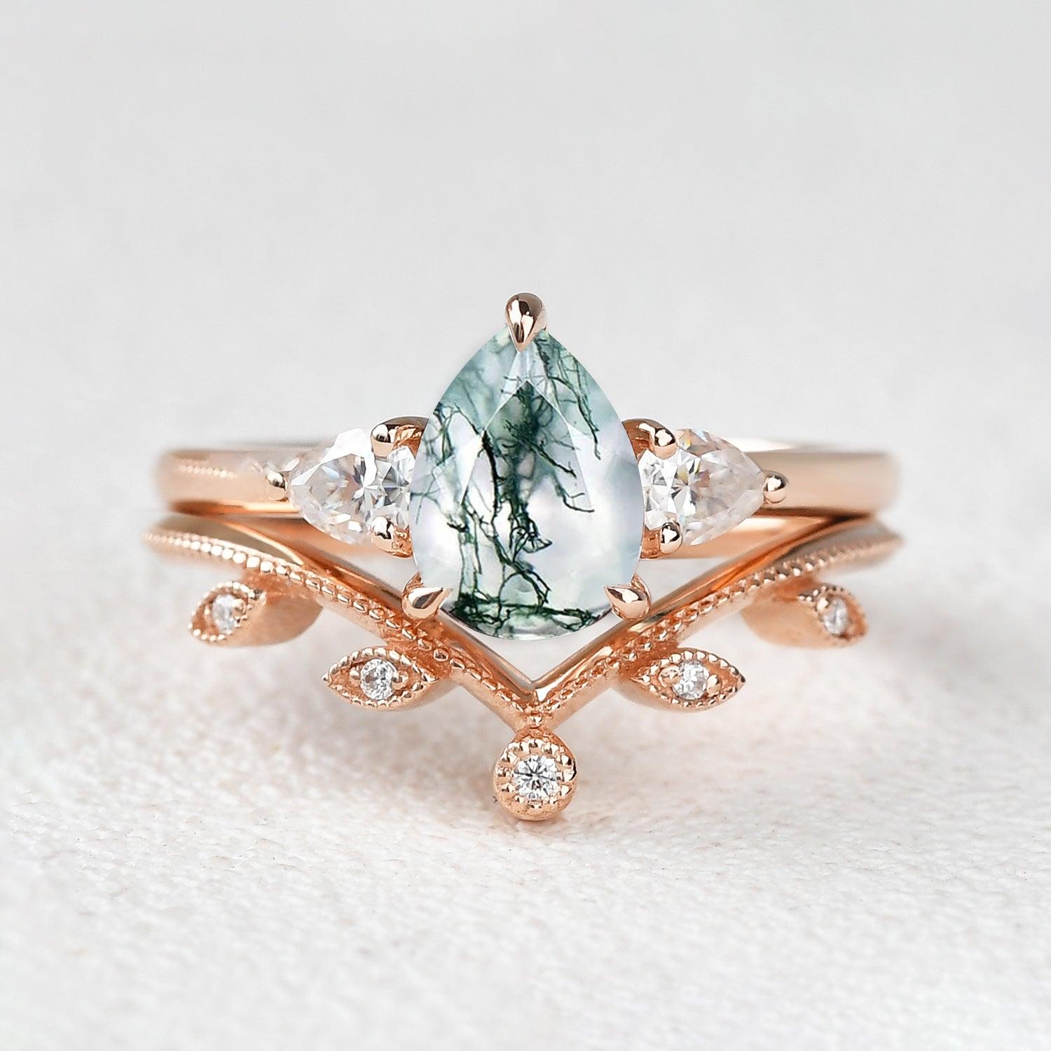 1.5ct Pear Shaped Moss Agate Three-stone Leafy Ring Set 2pcs
