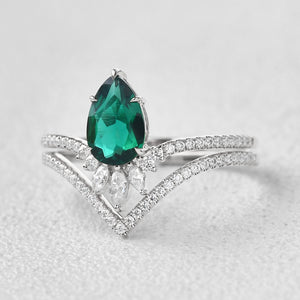 Mila 1.7CT Pear Emerald Classic Vintage Ring Set 2pcs