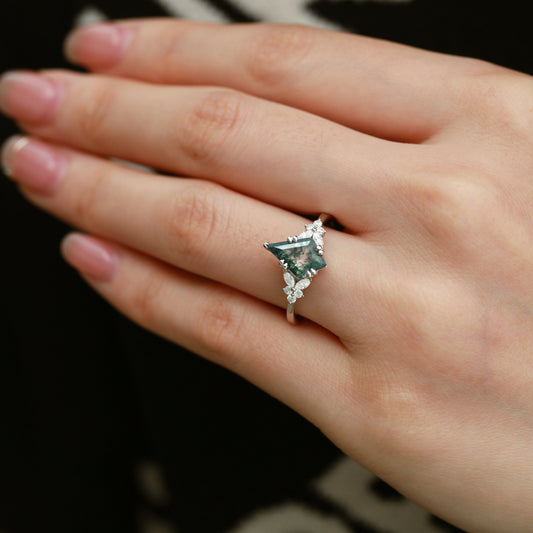 1.5ct Kite Moss Agate Engagement Ring