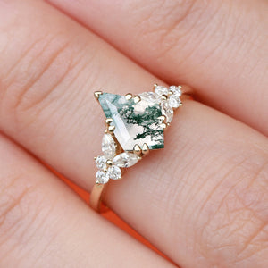 1.5ct Kite Moss Agate Engagement Ring