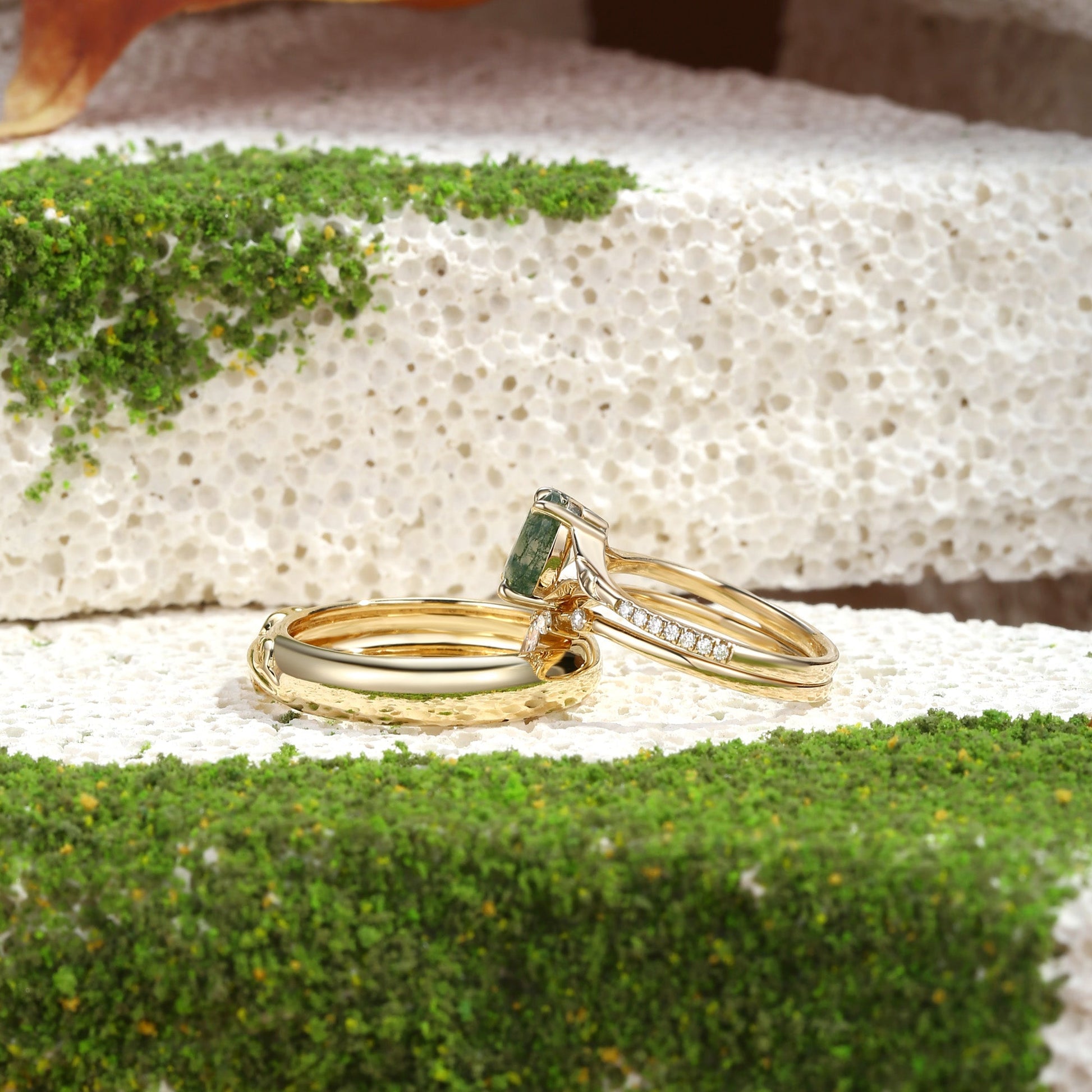 Dahlia Moss Agate Oval Cut Leafy Gold Couple Ring Set