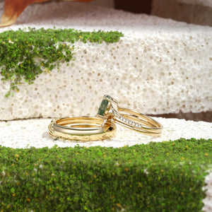 Dahlia Moss Agate Oval Cut Leafy Gold Couple Ring Set