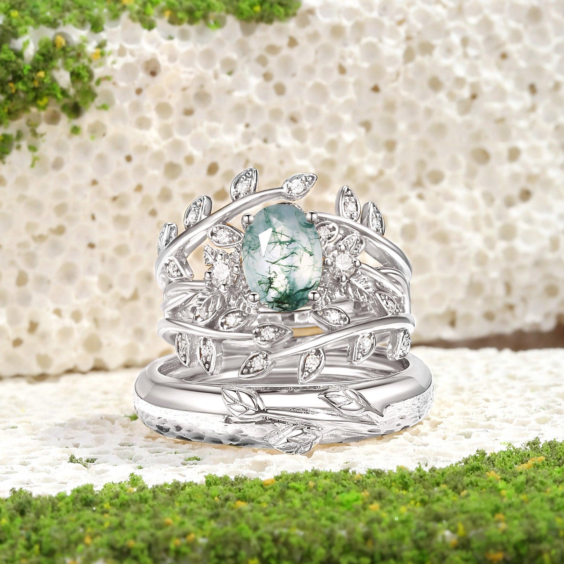 Léonie Oval Cut Moss Agate Leafy Gold Couple Ring Set