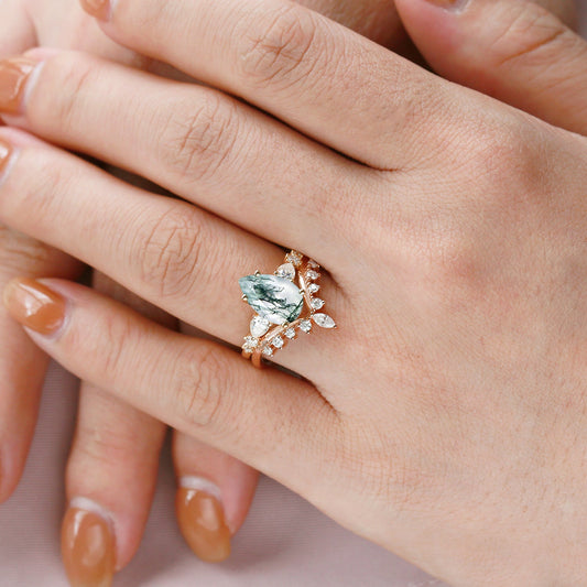 Pear Shaped Moss Agate & Pearl Chevron Bridal Ring Set 2pcs