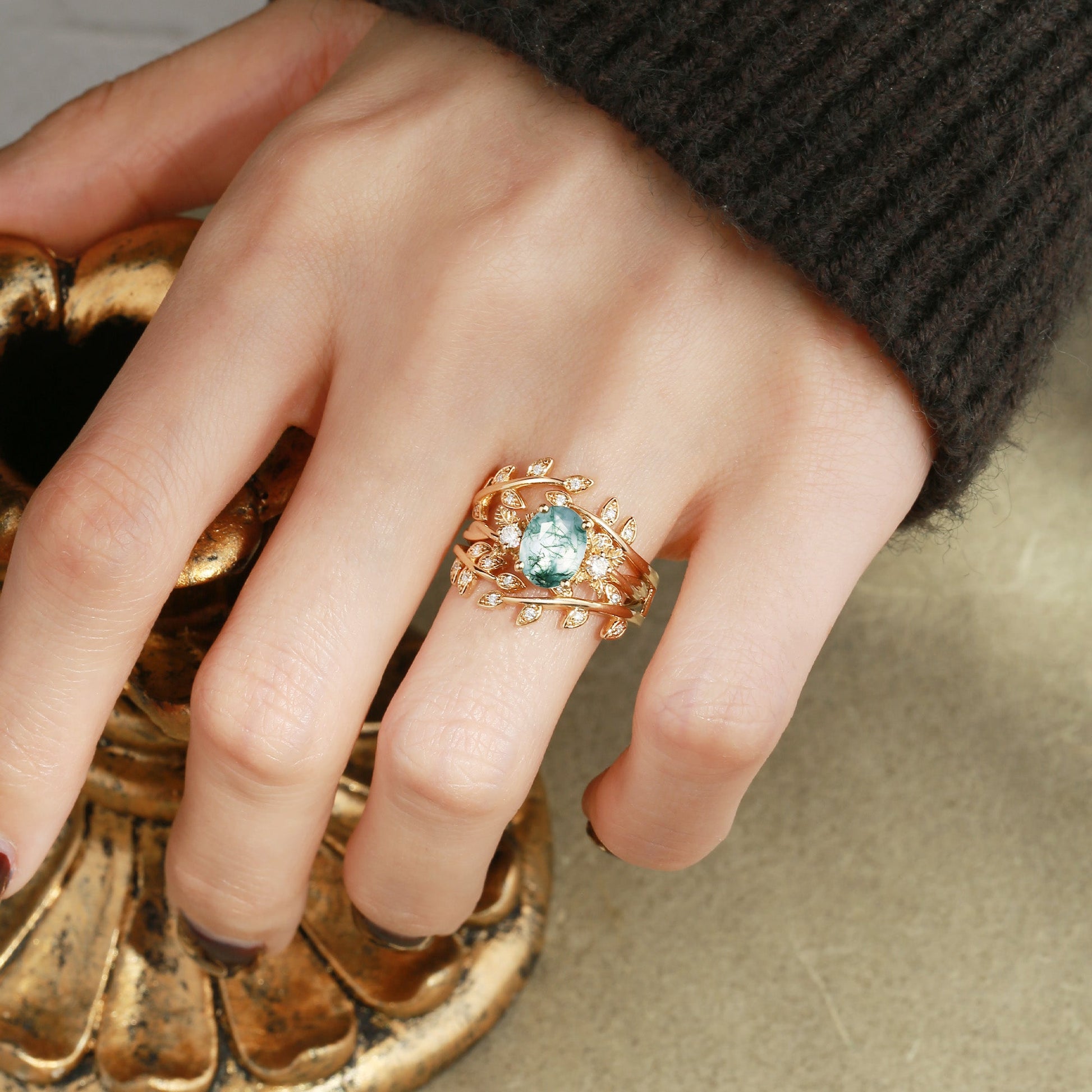 Léonie Oval Cut Moss Agate Leafy Enhancer Ring Set 2pcs