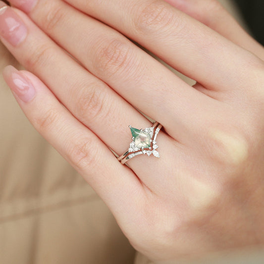Curved Moss Agate Engagement Ring Set 2pcs