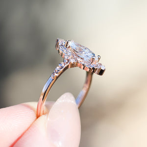 Aurora Swirl Diamond Ring in Filigree Setting