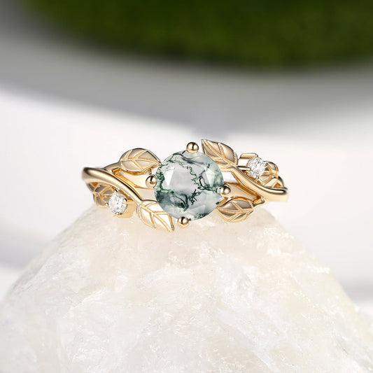 Round Shaped Leaf Moss Agate Engagement Ring - Gardenia