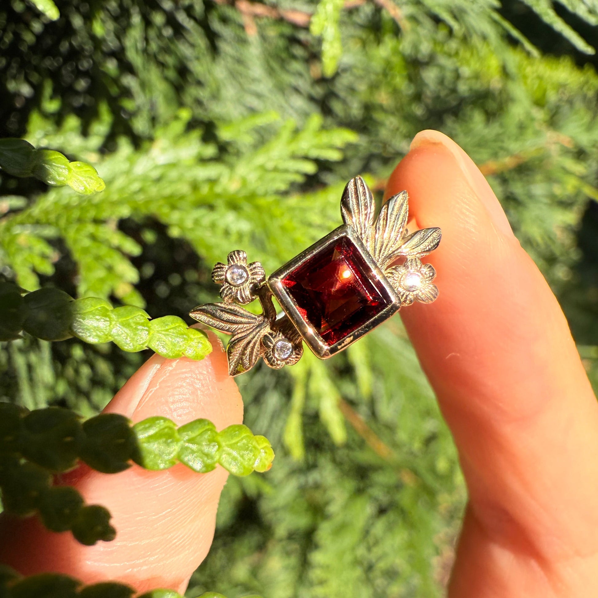 1CT Princess Cut Red Gemstone Leafy Halo Engagement  Ring