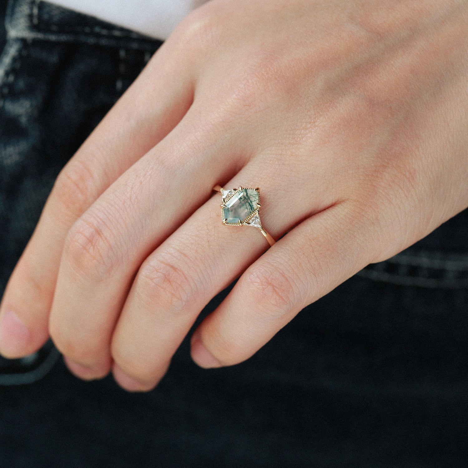 1.5ct Geometric Moss Agate Three-stone Vintage Ring