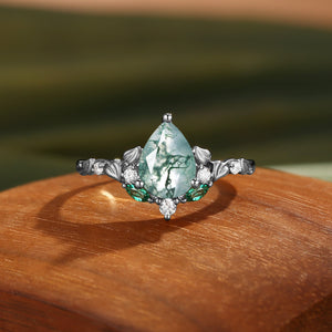 Hedera Heart Leaf Moss Agate Engagement Ring