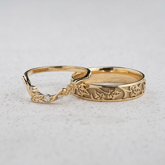 Evergreen Vows Matching Band Set – Engraved Ivy Leaves